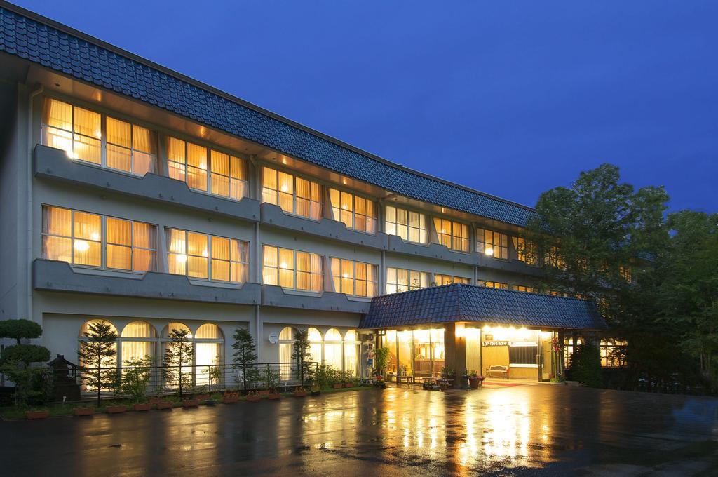Kusatsu Skyland Hotel Bagian luar foto