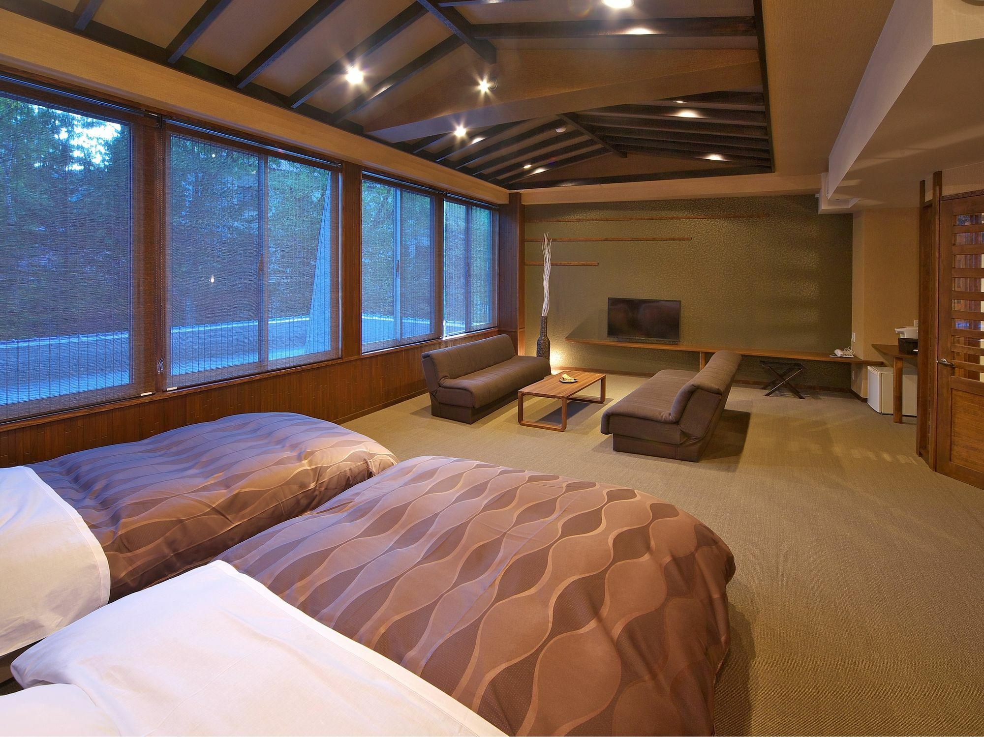 Kusatsu Skyland Hotel Bagian luar foto