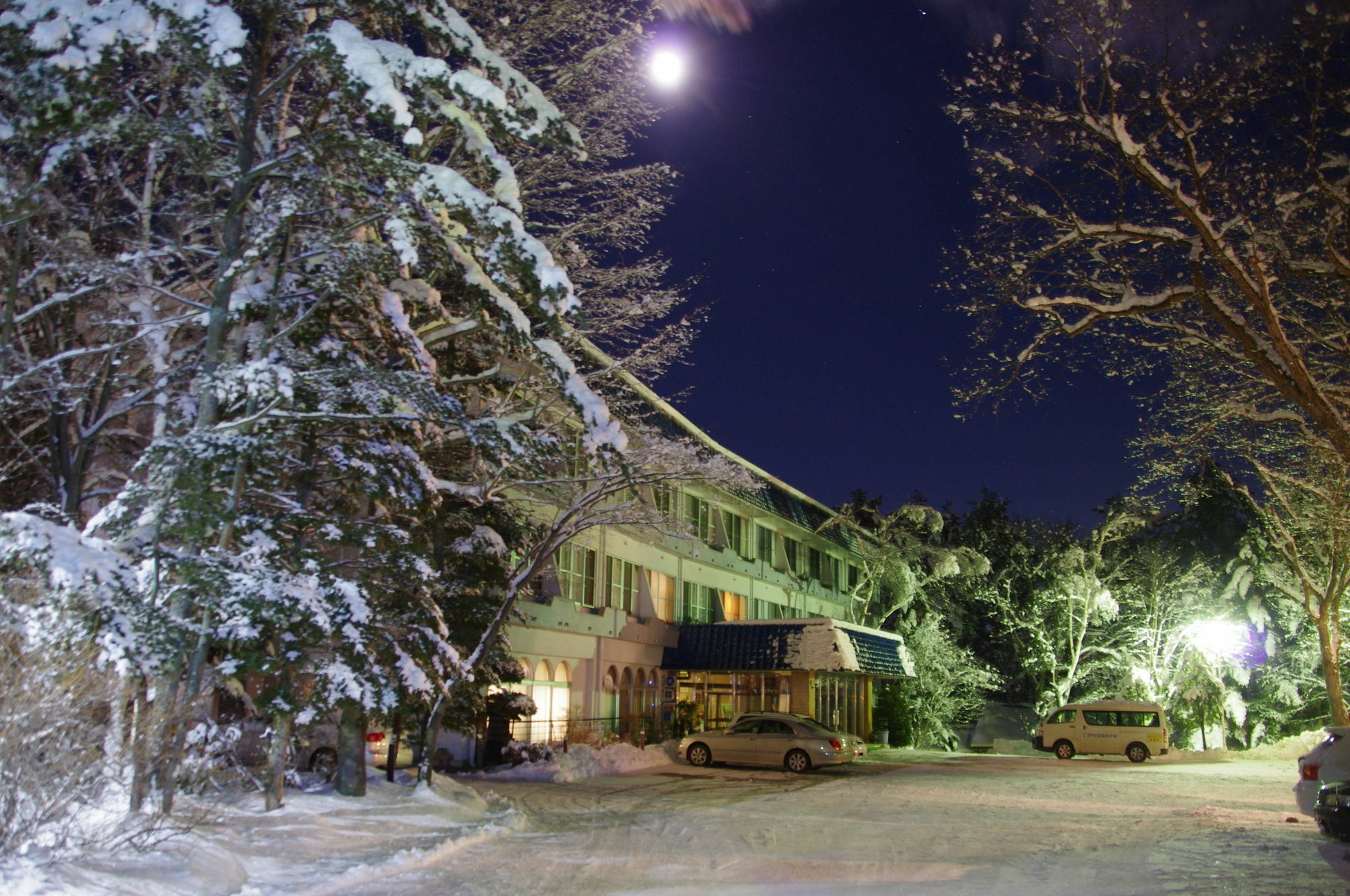 Kusatsu Skyland Hotel Bagian luar foto