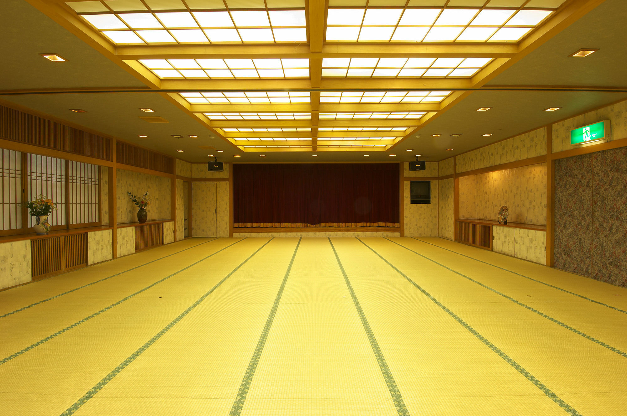 Kusatsu Skyland Hotel Bagian luar foto
